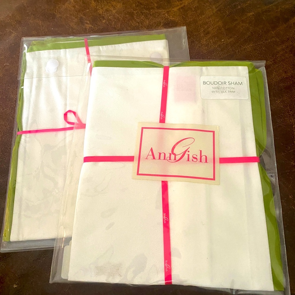 NWT Ann Gish Pair of Boudoir Shams